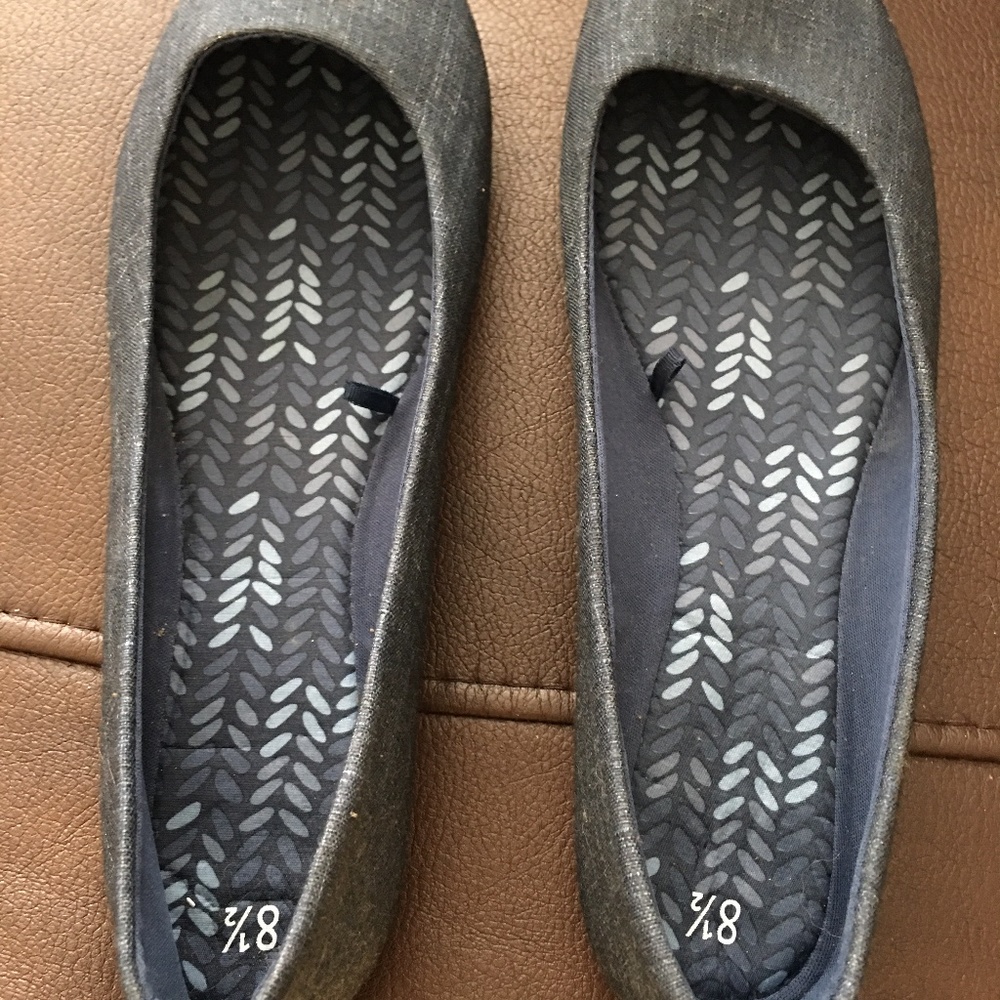 Time and Tru Flats